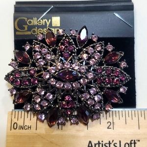 Vintage NEW brooch scarf pin rhinestones